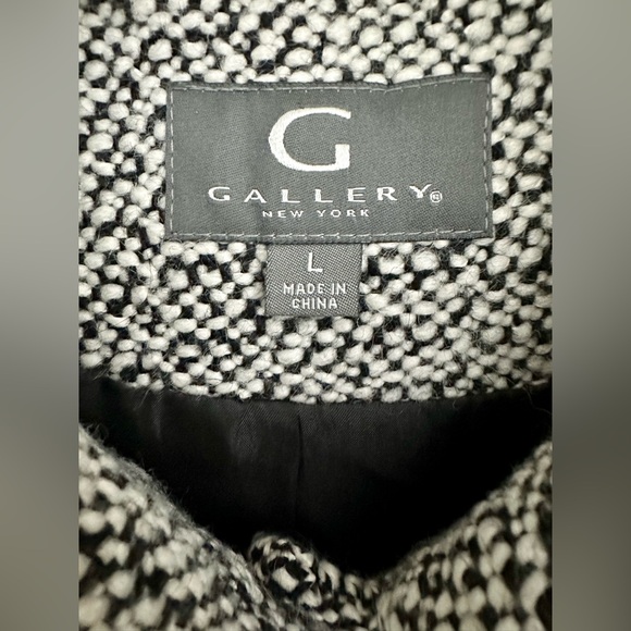 Gallery New York Belted Tweed Coat with Hood - Size L - Picture 3 of 10